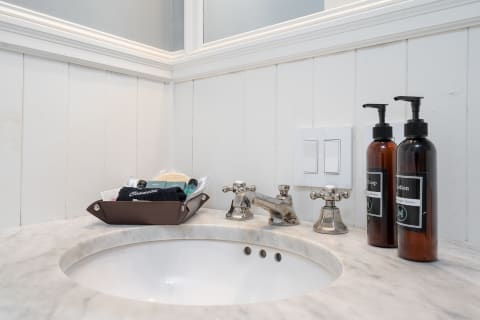 Soap, shampoo, conditioner and lotion provided so you can pack lightly!